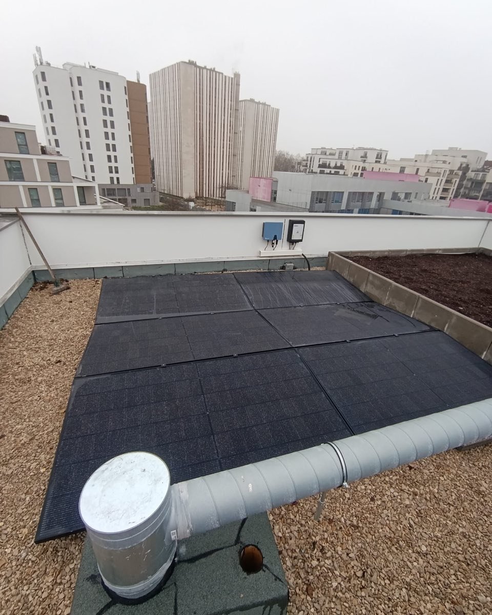 Centrale photovoltaïque de 12 kWc en toiture-terrasse pour Nexity